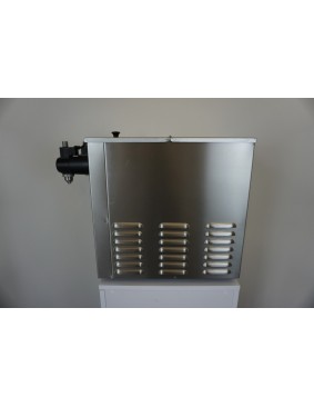 Automat do bitej śmietany Mussana Duo 2x 6L 33% - używany 2
