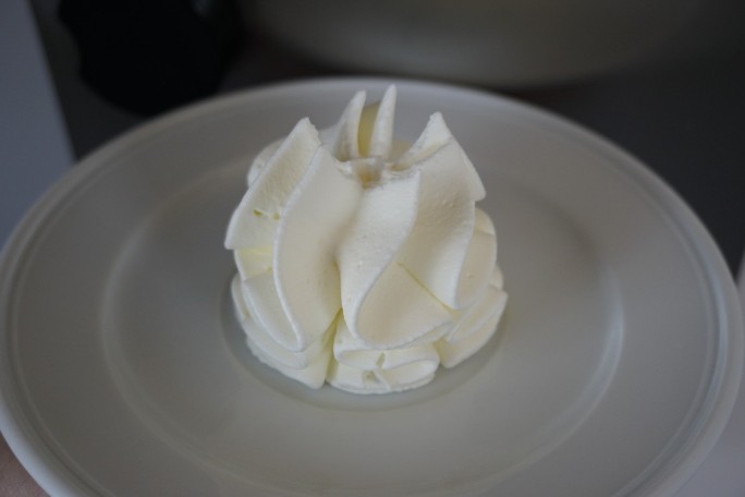 Automat do bitej śmietany Whipper 2 classic 1,5L 36% - używany