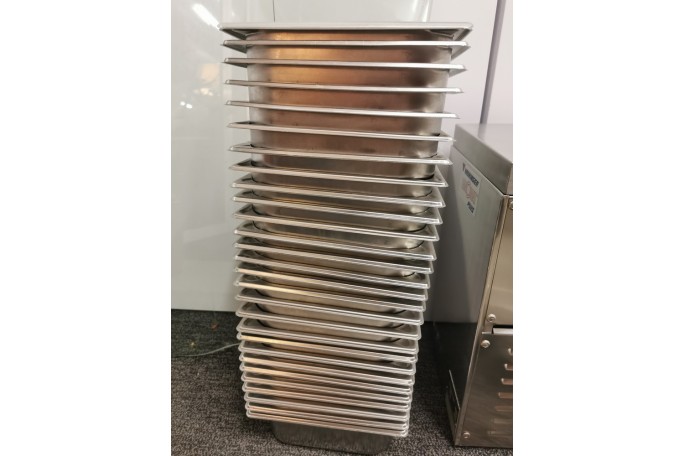 Pojemnik gastronomiczny GN 1/4 100mm 2.5l stal nierdzewna BARTSCHER HORECA