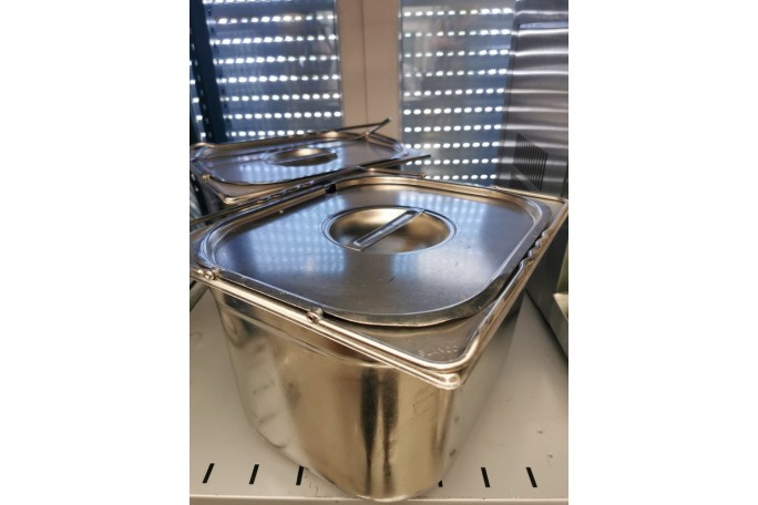 Pojemnik gastronomiczny GN 1/2 200mm 12.0l  + uchwyt stal nierdzewna z pokrywą BLANCO