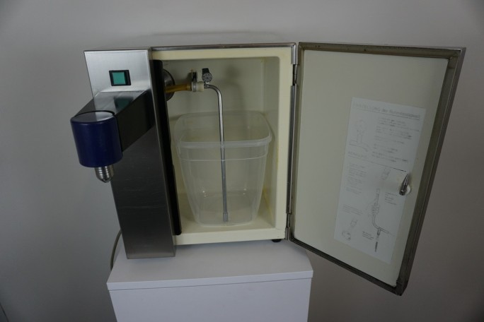 Automat do bitej śmietany Whipper 5L 36% - używany