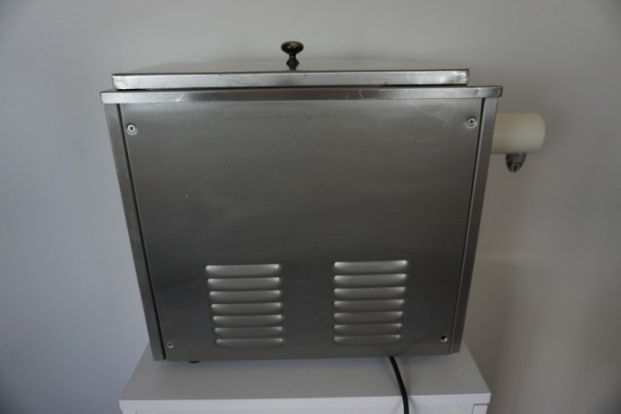 Automat do bitej śmietany Megamatic S104 4L 36% - używany