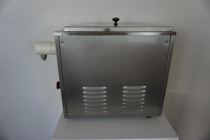 Automat do bitej śmietany Megamatic S104 4L 36% - używany