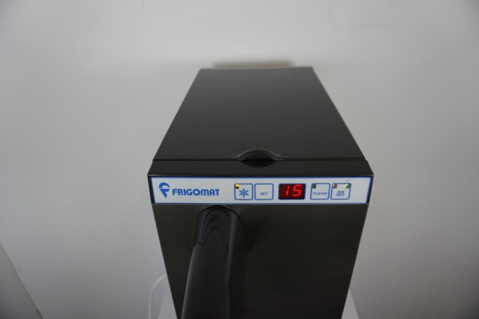 Automat do bitej śmietany Frigomat 3L 33% - używany